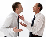 Η επιθετική παρενόχληση στο χώρος εργασία έχει αρνητικές συνέπειες για την ψυχική και σωματική υγεία των υπαλλήλων.