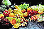 Νηστεία: Τα φρούτα, τα λαχανικά, οι ξηροί καρποί και άλλα φυτικής προέλευσης τρόφιμα προσφέρουν πολά στην υγεία μας. 