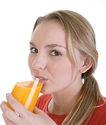 Η βιταμίνη C υπάρχει στο χυμό από πορτοκάλι σε ψηλή συγκέντρωση